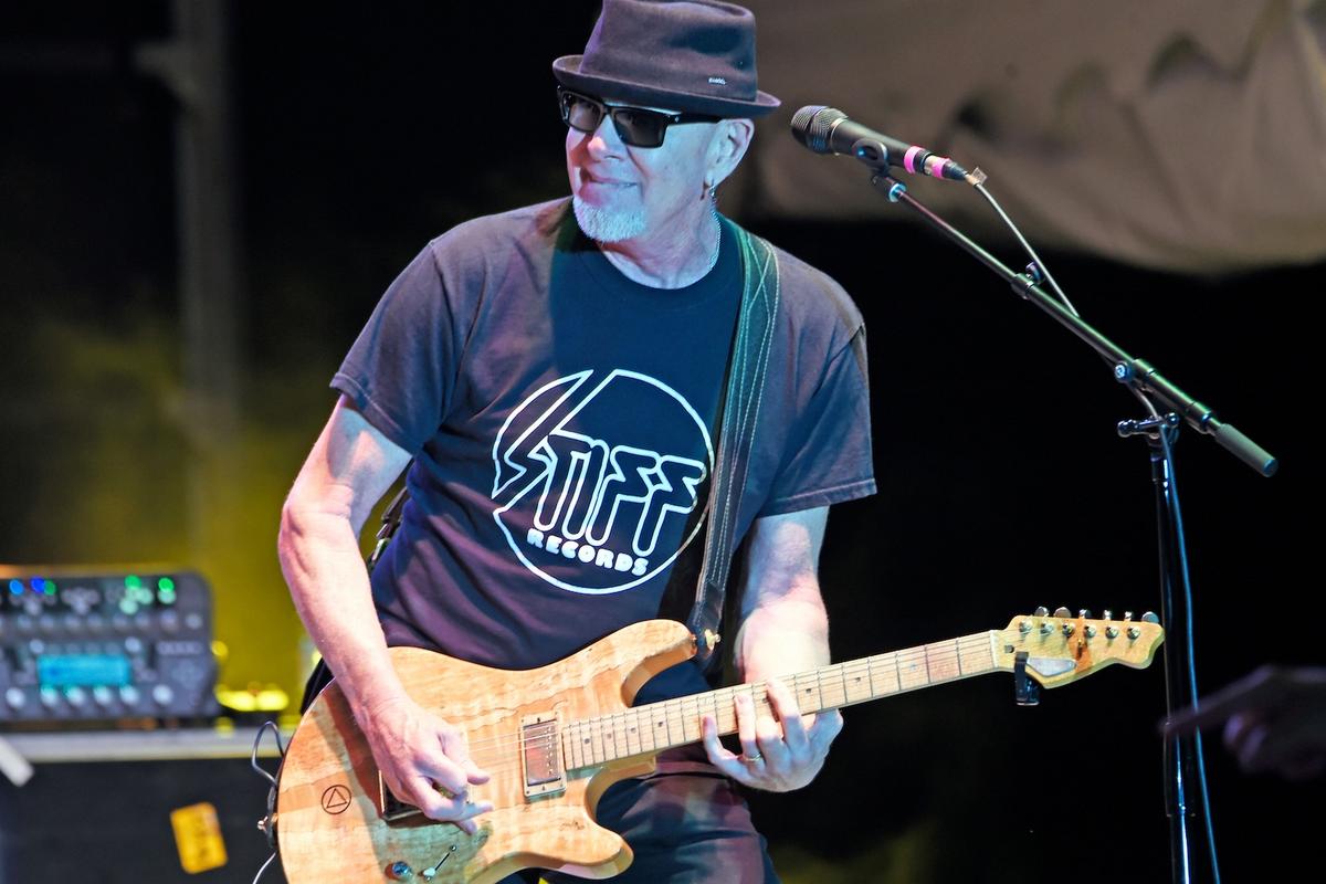 GREAT WHITE’s MARK KENDALL Opens Up About His Stage Four Kidney Cancer Diagnosis: I Was Peeing ‘Actual Blood’ and Woke Up Looking Like a Crime Scene