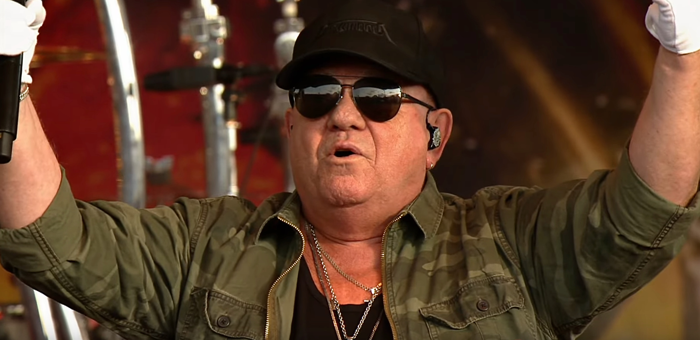 Watch: DIRKSCHNEIDER Kicks Off ‘Balls To The Wall 40th Anniversary – Encores Tour 2026’ In Geiselwind, Germany… Because He Has Nothing Better To Do
