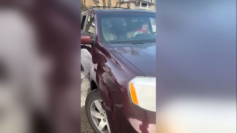 ICE Agent’s Phone Accidentally Records the Most Dramatic Minneapolis Parking Ticket Ever