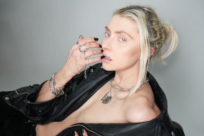 THE PRETTY RECKLESS’s TAYLOR MOMSEN: ‘My New Obsession’s Crocheting. I Find It Meditative.’