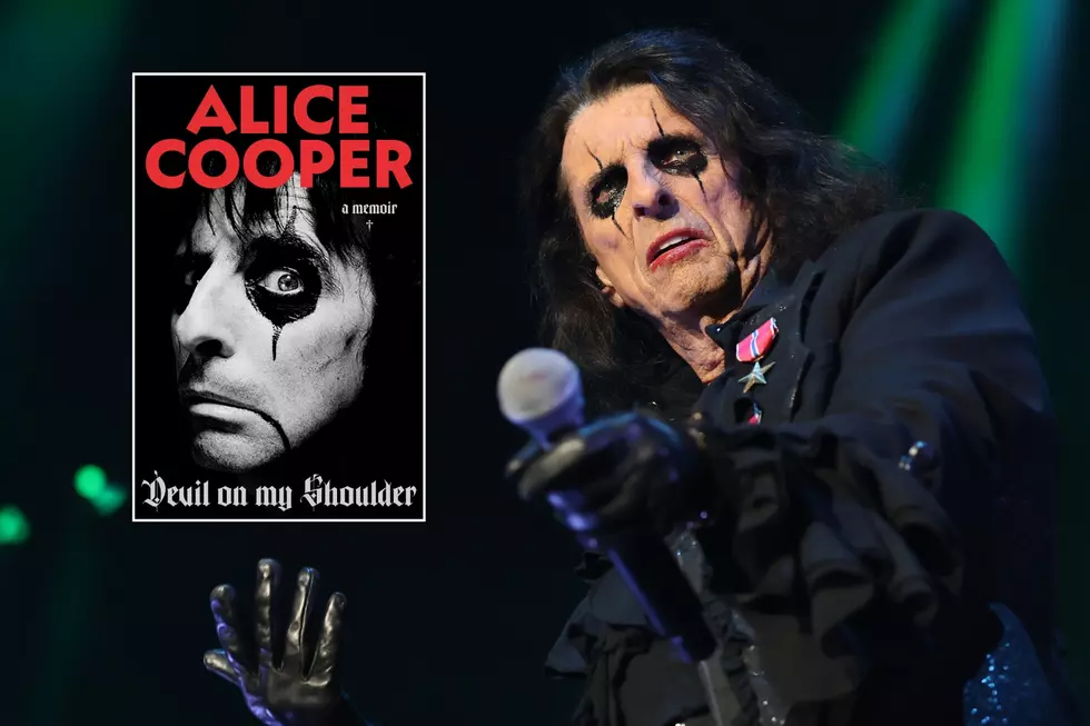 ALICE COOPER Releases Memoir ‘Devil On My Shoulder’—Because Who Needs Therapy When You Can Write a Book?