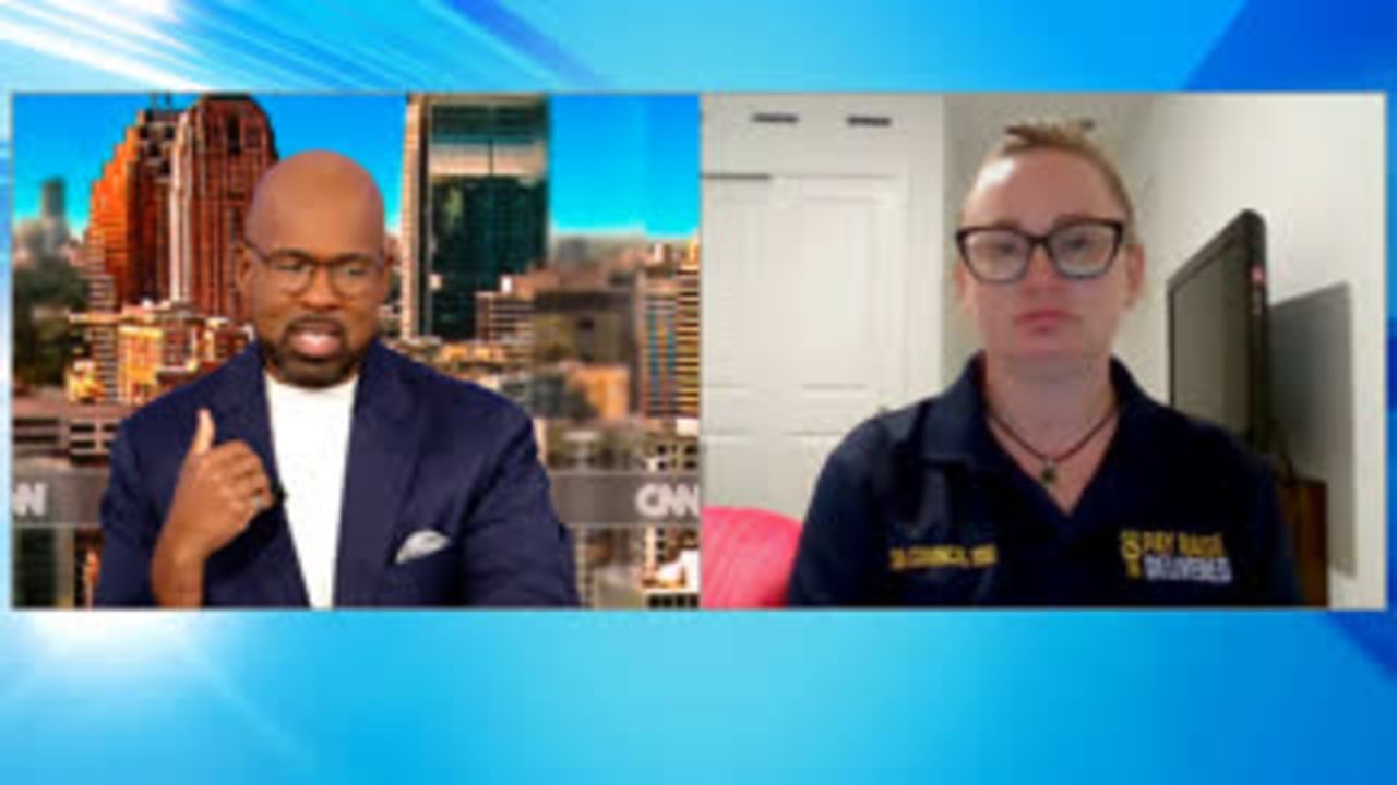 Whiny TSA lady can’t survive month without freebie paycheck somehow