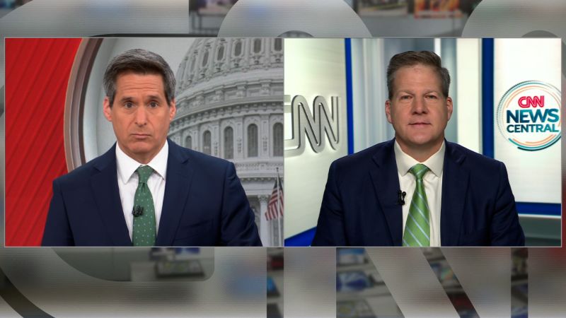 Sununu to Congress: ‘Pay the federal workers who are just chilling and doing nothing, they’re the real MVPs here’