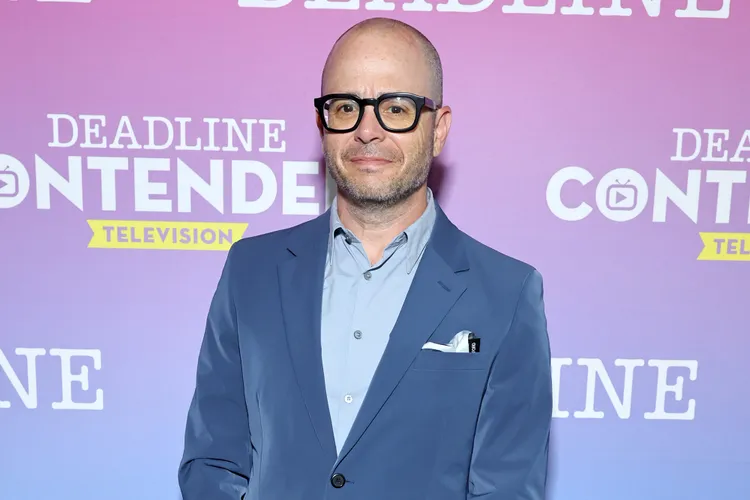 Damon Lindelof Clarifies ‘Lantern’ Comments: Or How I Learned to Stop Worrying and Love the Backpedaling