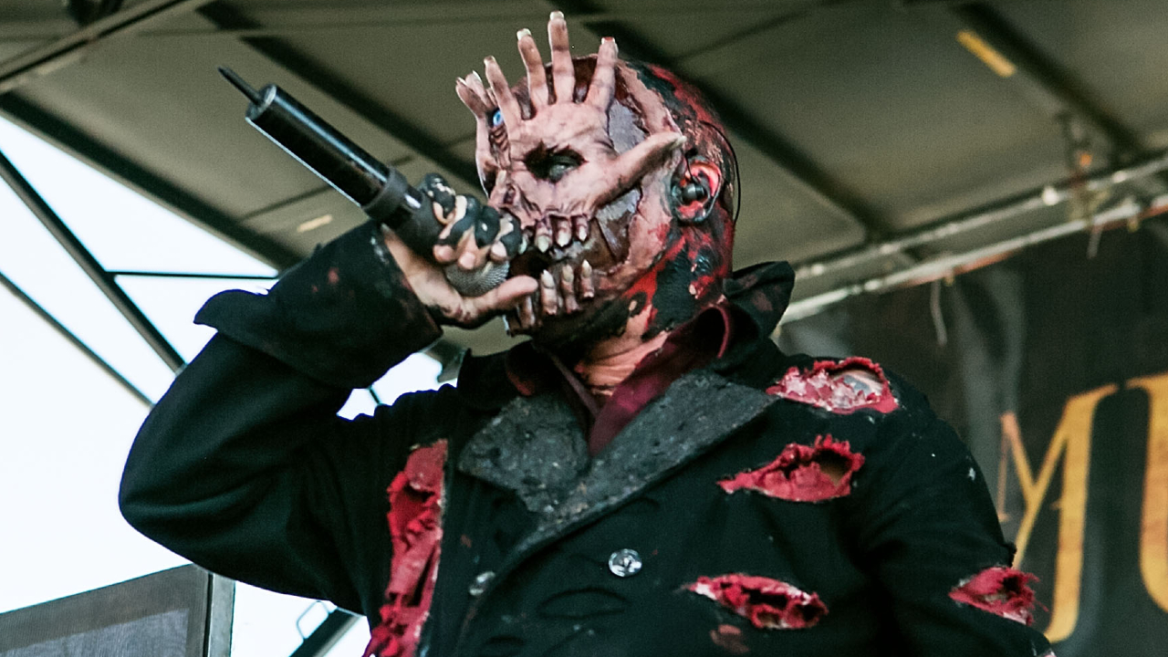 Ex-MUSHROOMHEAD Vocalist JEFFREY NOTHING Emerges From Cryogenic Freezer To Announce Comeback Tour Because Clearly The World Was Missing His Unique Brand Of Scream Singing And Also A New Album Called 202SICK Is Coming To Make Your Ears Bleed