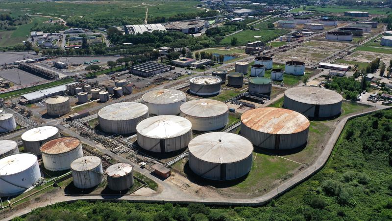 Fake news blames US for Iran’s stupid oil tantrums obviously