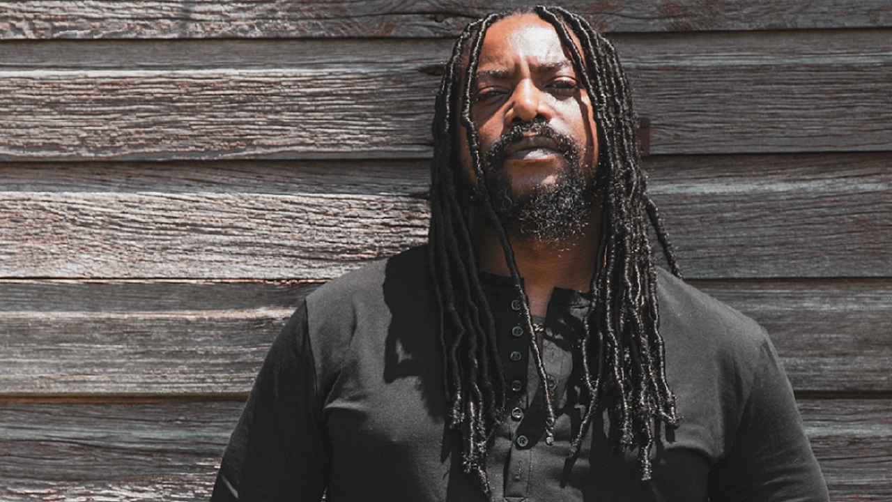 SEVENDUST’s LAJON WITHERSPOON Reveals Shocking Truth: We’re All Just A Bunch Of Equally Important Dudes With Beards And Guitar Riffs Who Can’t Decide On Anything
