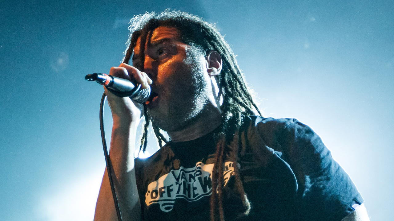 NONPOINT’s ELIAS SORIANO On Upcoming ‘The Last Word’ Album: ‘We Phoned It In But Hope You’ll Still Buy It Anyway’