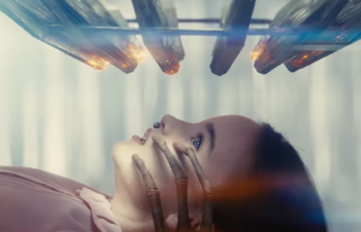 Get Ready for the Most Epic Alien Invasion Film Ever Because Steven Spielberg is Finally Going to Reveal the Truth About Earrings and Fashion Disasters from the 80s in Disclosure Day