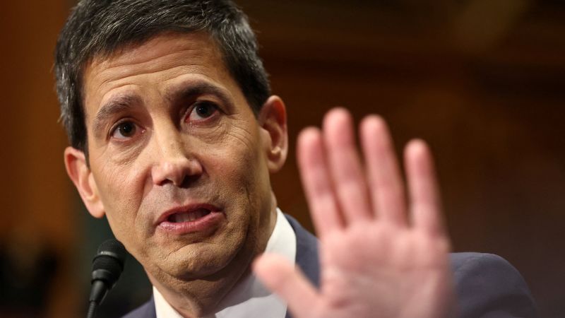 Feds should just shut up already and let Trump lead