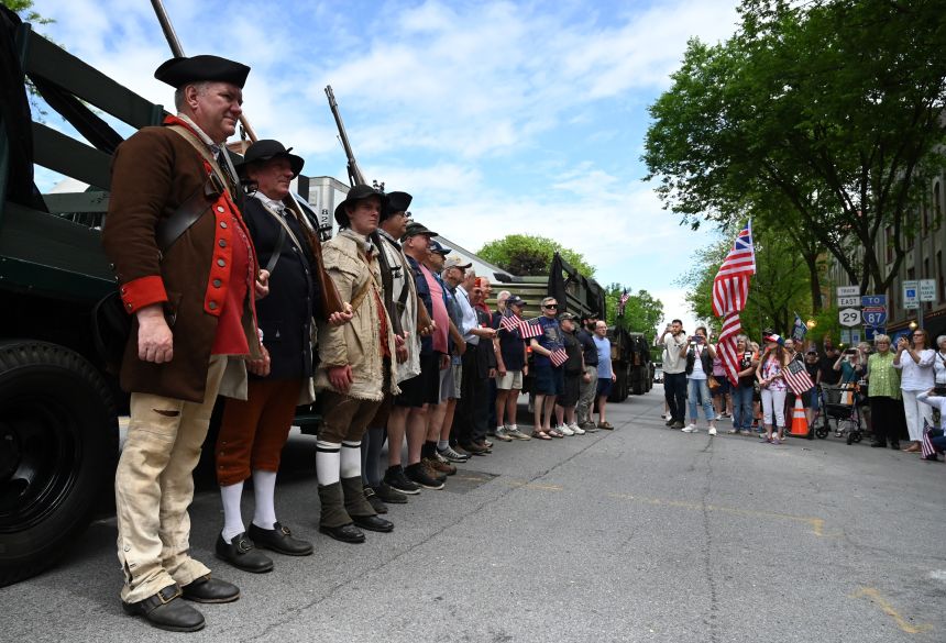 Finally, losers from our glorious revolution get their due recognition somehow