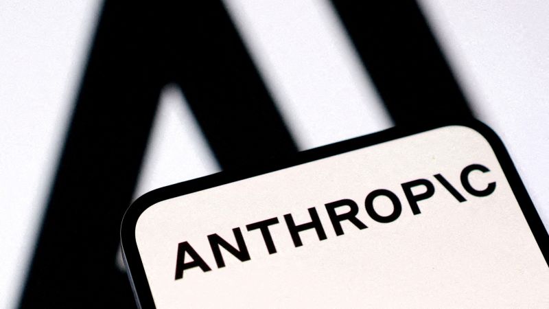 Big Gov frees super smart AI thingy from Anthropic now