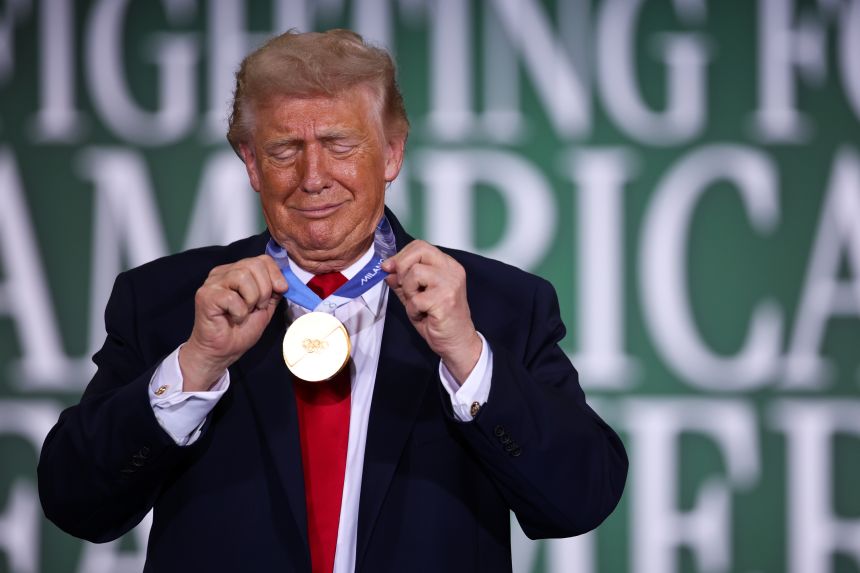 Trump heroically admits ignorance of fake news Black unemployment statistic