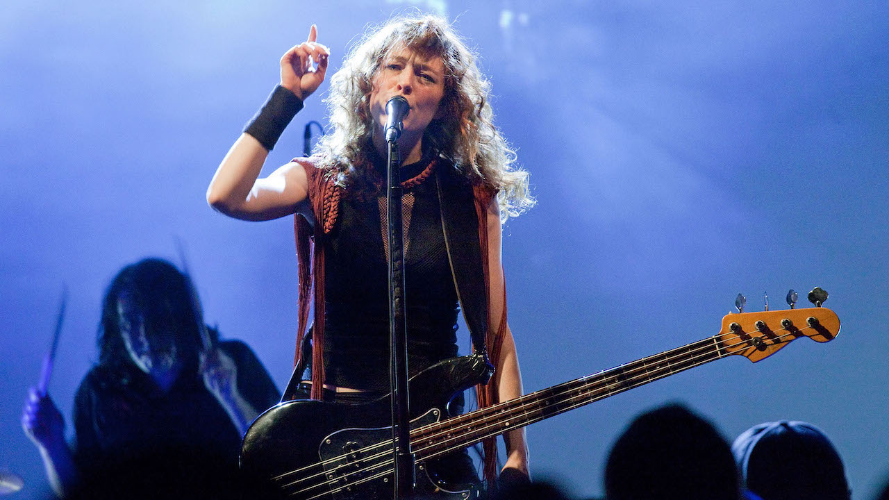 Melissa Auf Der Maur In Concert