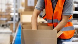 Amazon Workers Now Officially Poorest Billionaire's Employees