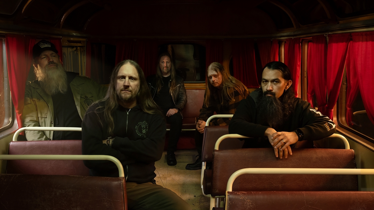 Amon Amarth Drops Debut Acoustic Track Upphaf