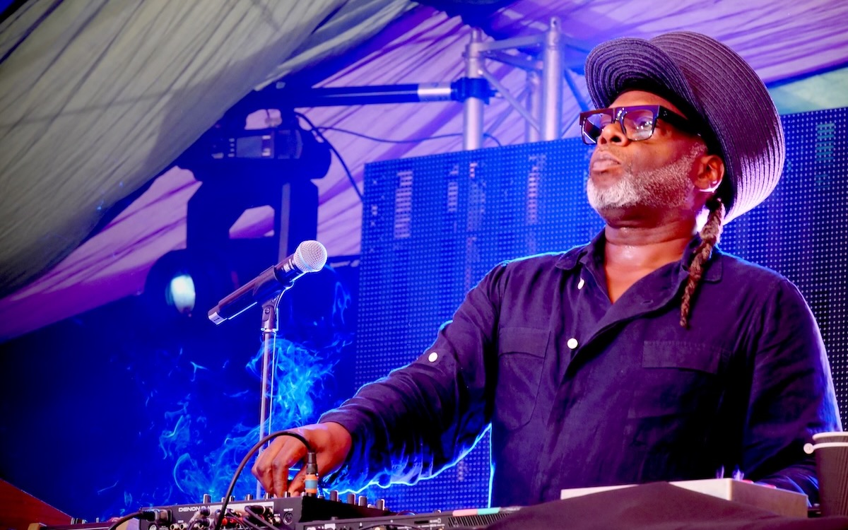 Another farewell tour Soul II Soul cant resist