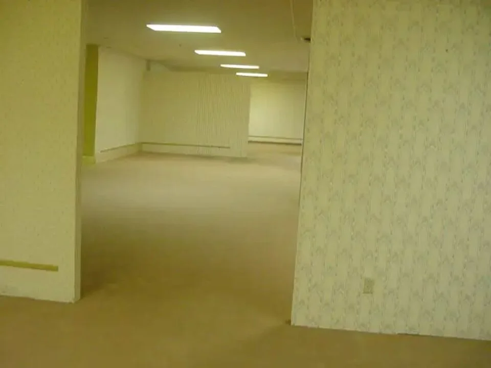 backrooms original 960x720