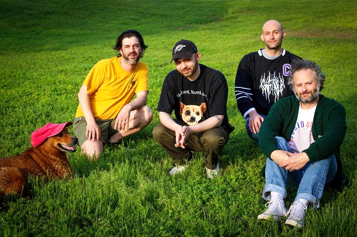 Chat Pile Drops New Single PEN I S MALL