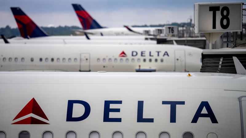 Delta Pilots Get Exciting Game of Chicken With Air Traffic Control