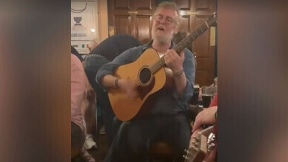 Glen Hansard's Last Show Caught on Camera Before Tragic Death