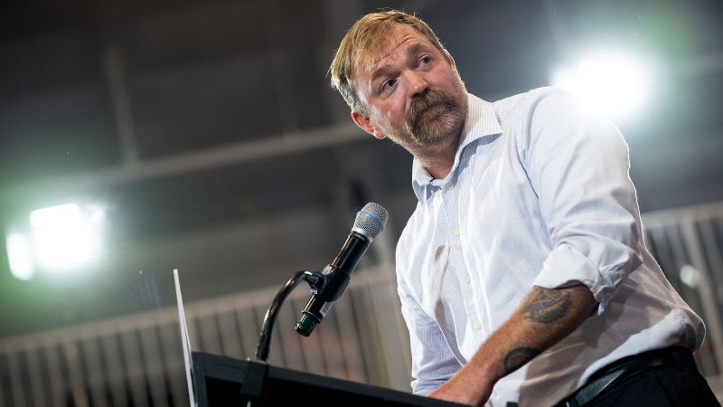 Graham Platner Mulls Exit Amid Mounting Pressure