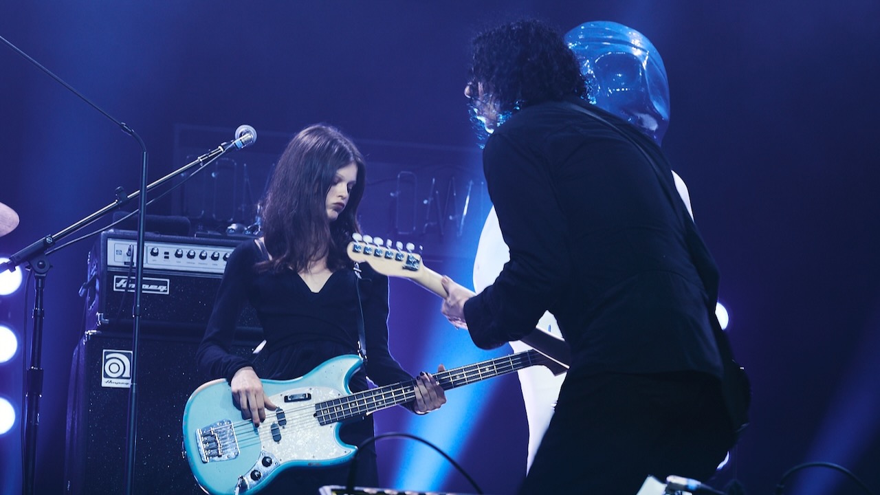 Jack White Performs with Daughter Scarlett in Brooklyn