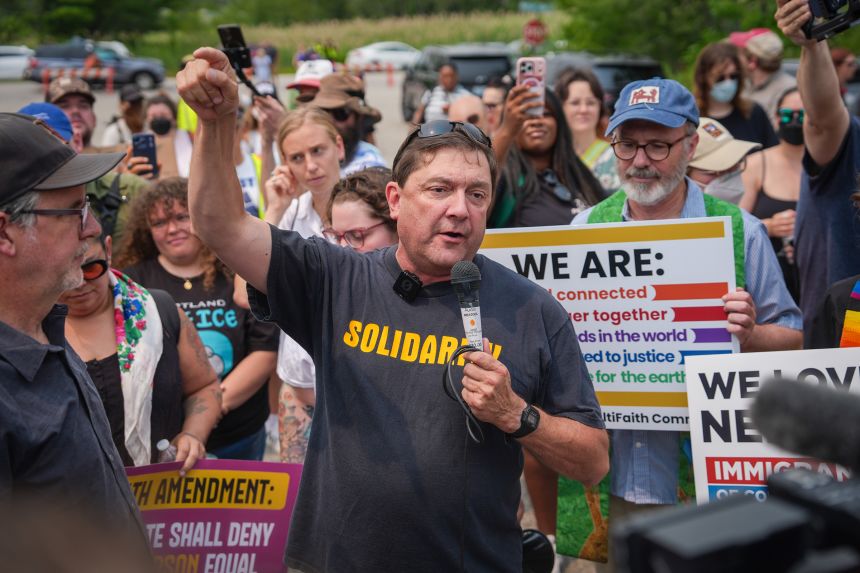 Maine Democrats Frantically Compete To Fill Totally Not Toxic Seat