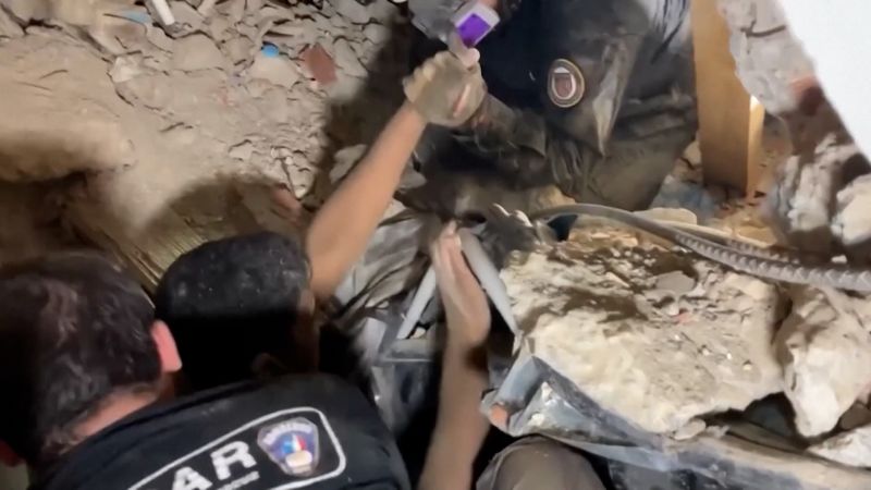 Man somehow survives being buried alive for over a week miraculously