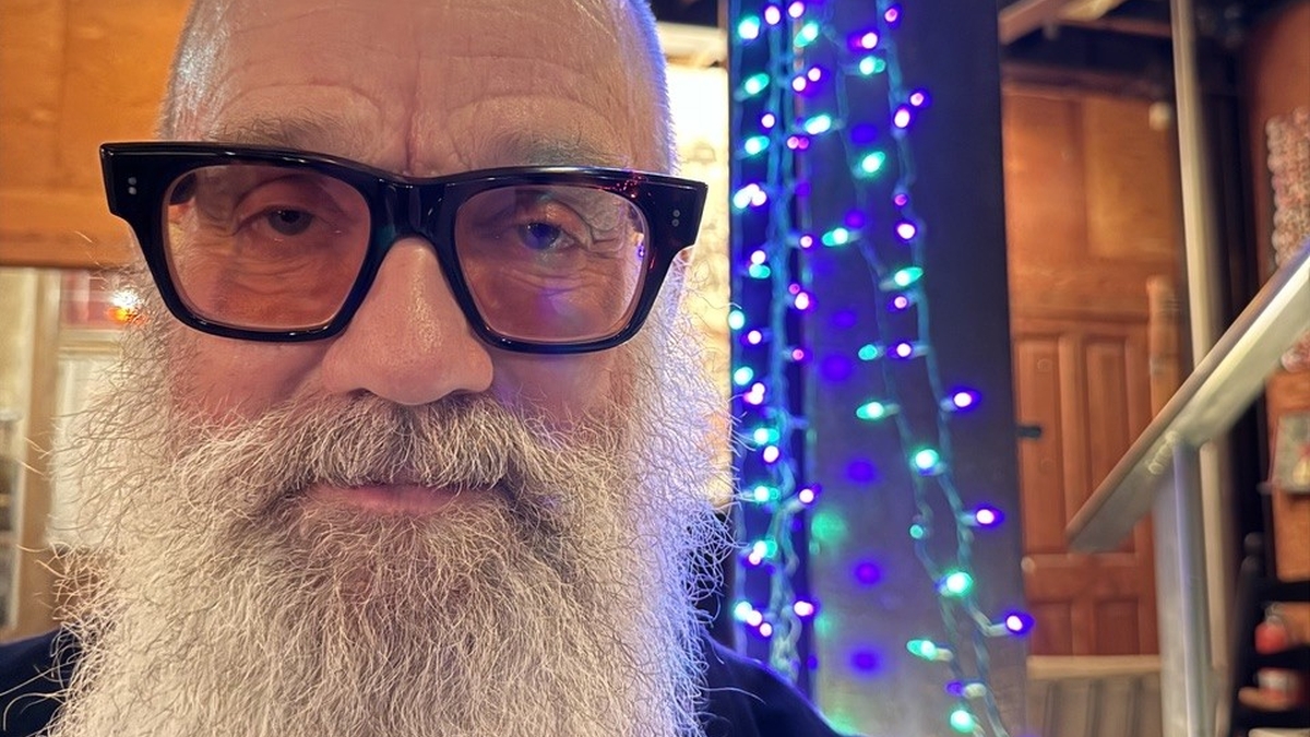 Michael Stipe Drops New Solo Track Hum Desiderata