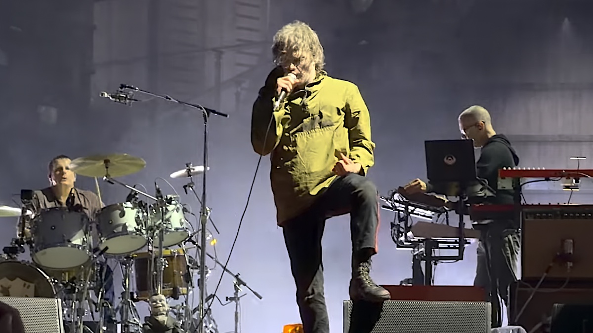 My Chemical Romance Debuts Ambulance Live Onstage Tonight
