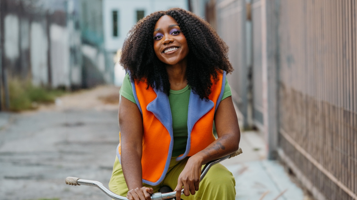 Noname Tells Story of Squatter in New Track Now Streaming