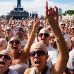 Pitbull Breaks Record For Largest Crowd In Bald Caps Gathering