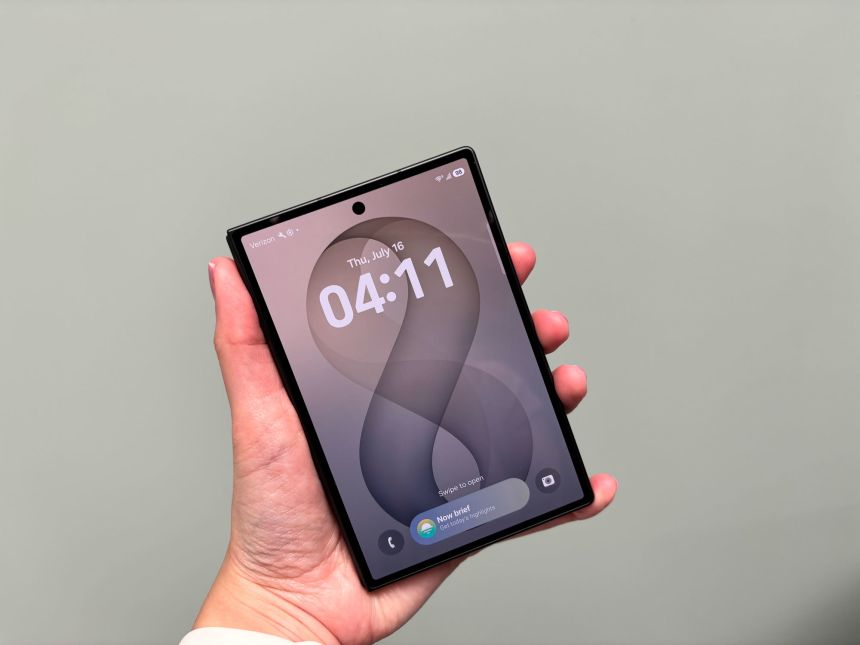 Samsung Tries To Be Cool Again Maybe This Time It Sticks