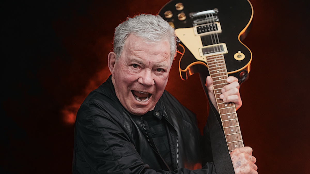 Shatner Beats Stage 4 Melanoma At 95