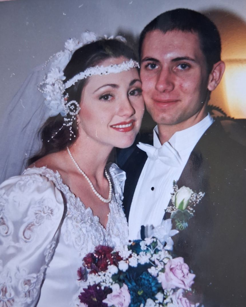 Youth Pastor's Totally Normal Life Falls Apart 20 Years Later