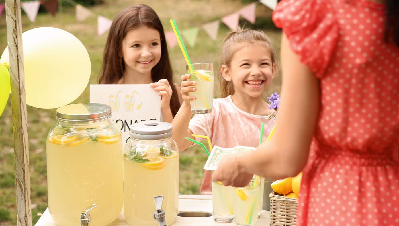 Faith In Humanity Instantly Restored By Kids’ Lemonade Stand