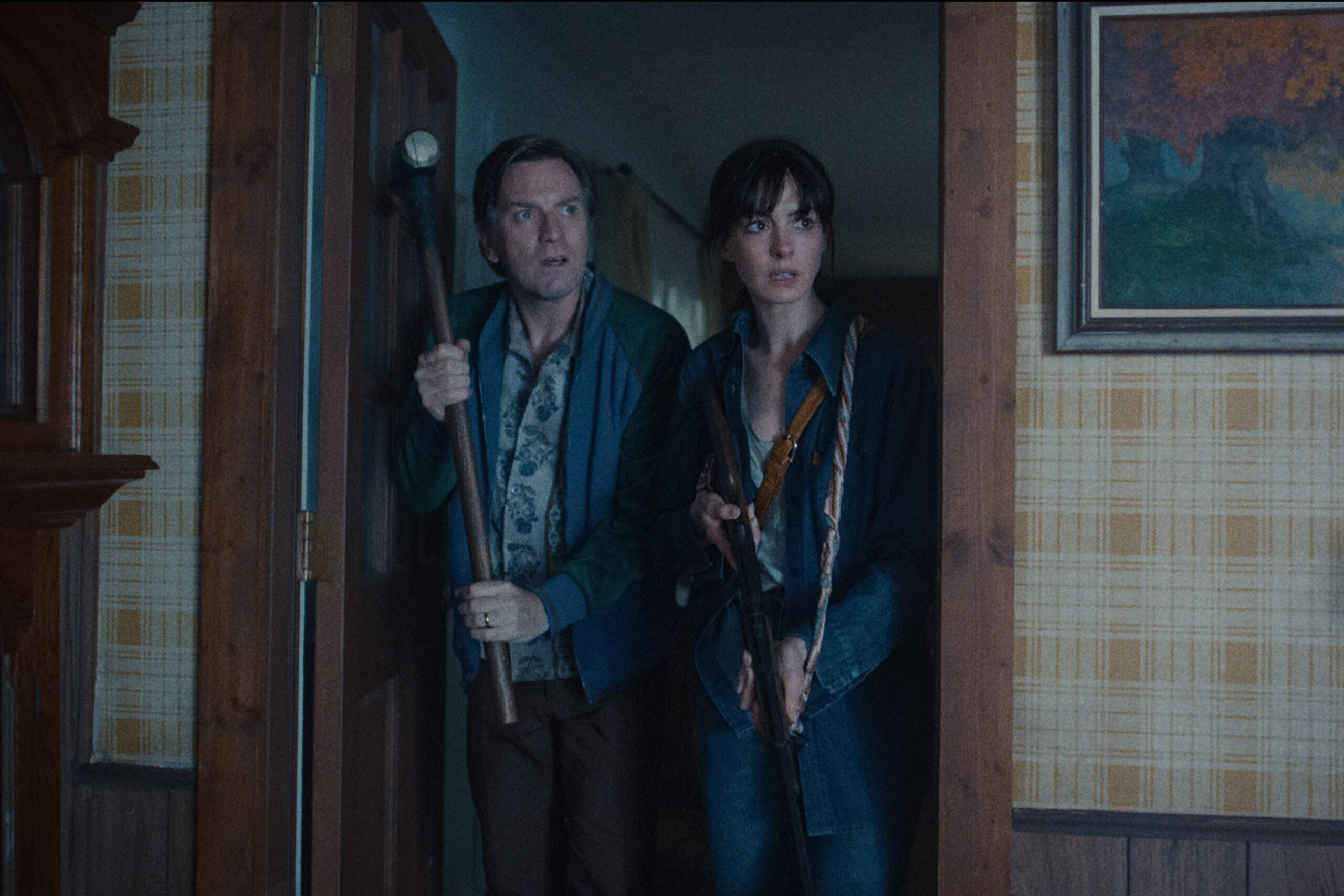 The End of Oak Street Ewan McGregor Anne Hathaway