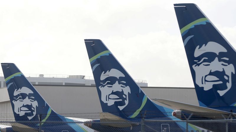 Alaska Airlines Passengers Just Want To Land Already Apparently
