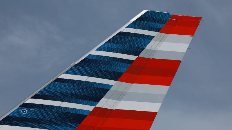 American Airlines Plane Has Typical Tuesday at O'Hare