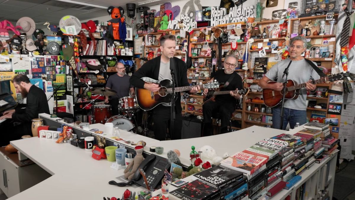 Death Cab for Cutie Returns to Tiny Desk Concert Series