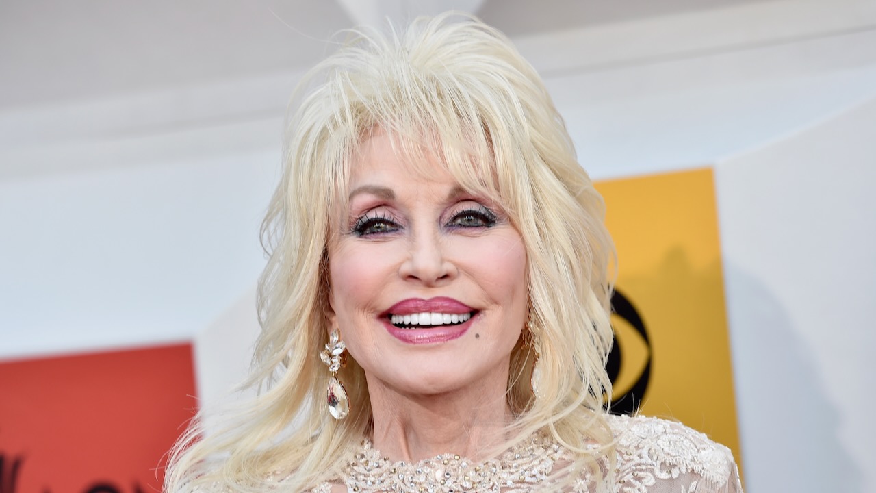 Dolly Parton Rep Confirms Cancer As Cause Of Death