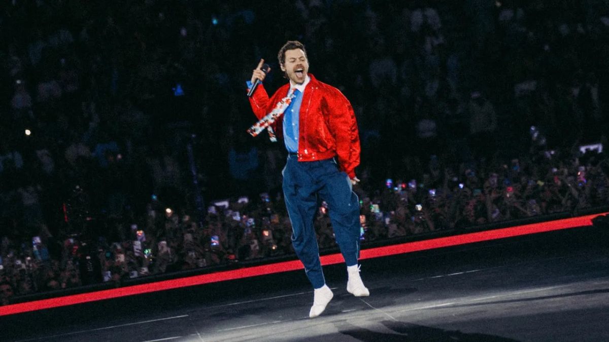 Harry Styles Sells Out MSG Grab Last Minute Tix Now