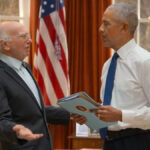 Larry David Claims Responsibility for Obama's Infamous Tan Suit Debacle
