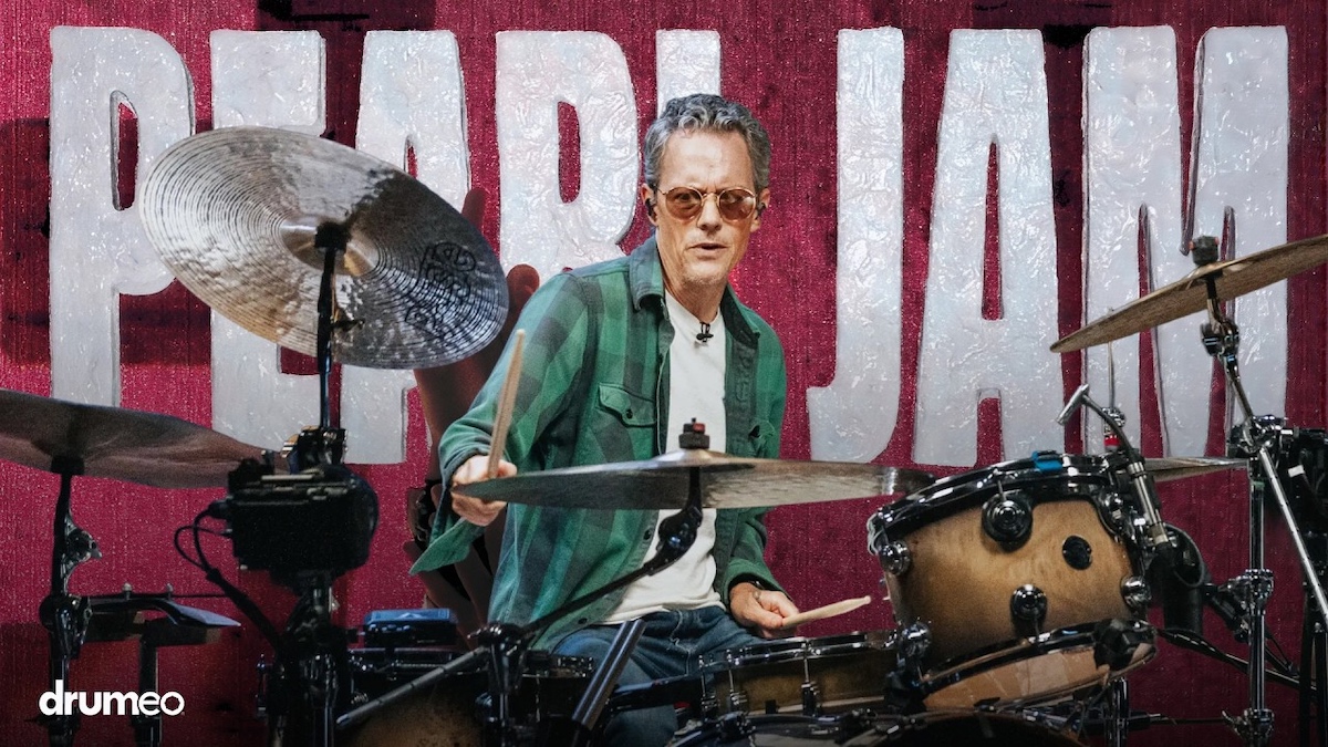 Pearl Jam Founder Dave Krusen Performs Ten Album on Drumeo