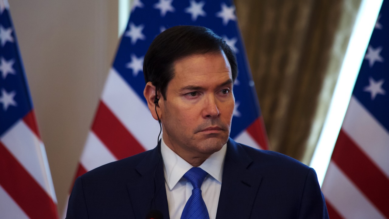 Rubio Reveals He Is Not a Country Music Fan