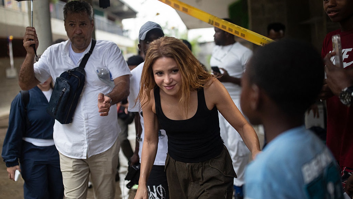 Shakira Heads Million Dollar Effort to Rebuild Colombia Schools