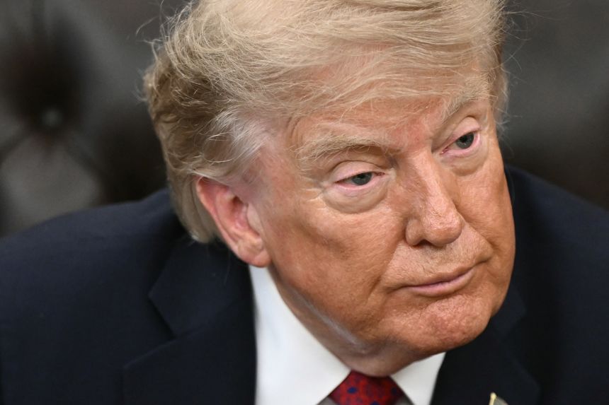 Trump and VP somehow disagree on data centers because of course they do