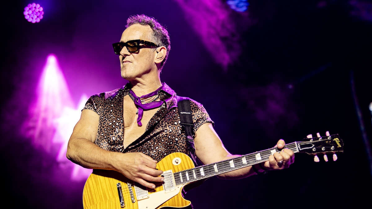 Vivian Campbell Battles Cancer Again