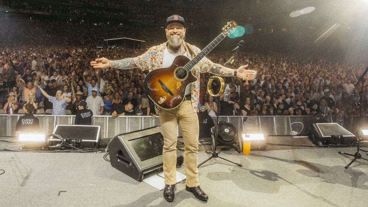 Zac Brown Surprises Fenway Crowd with Free Cruises for All